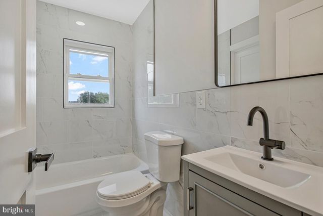 2309 RIGGS AVE, Baltimore, MD 21216