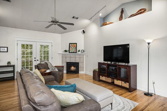 1674 Northridge Road, Niceville, FL 32578