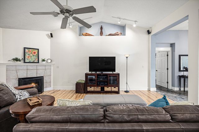 1674 Northridge Road, Niceville, FL 32578