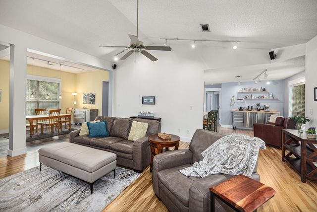 1674 Northridge Road, Niceville, FL 32578