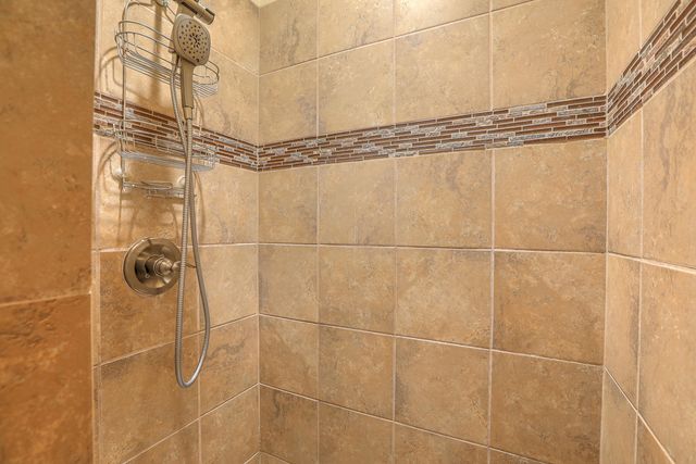 8904 Desert Rain Road NW, Albuquerque, NM 87120