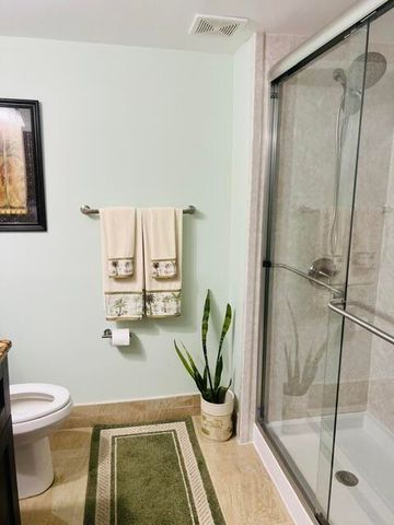 4721 Lucerne Lakes Boulevard E 725, Lake Worth, FL 33467