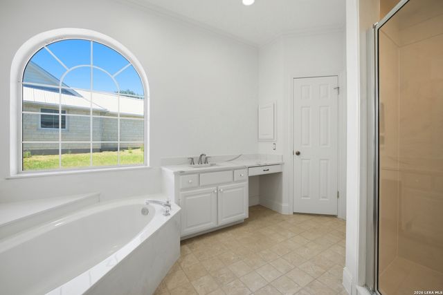 2003 VISTA RIDGE DR, Kerrville, TX 78028