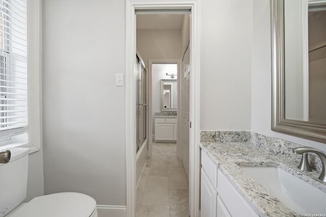 2003 VISTA RIDGE DR, Kerrville, TX 78028