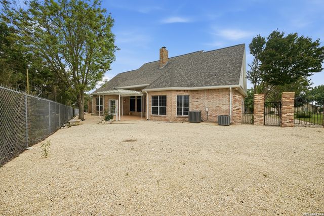 2003 VISTA RIDGE DR, Kerrville, TX 78028