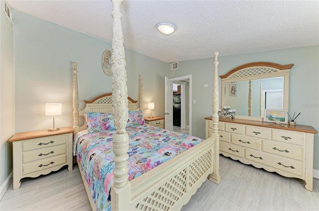 1581 ROYAL ROAD, Venice, FL 34293