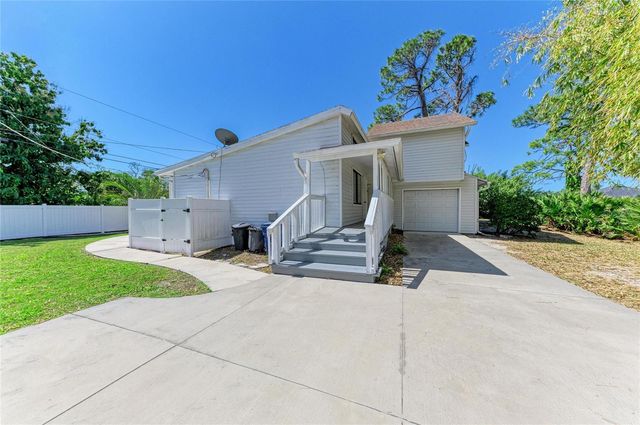 1581 ROYAL ROAD, Venice, FL 34293