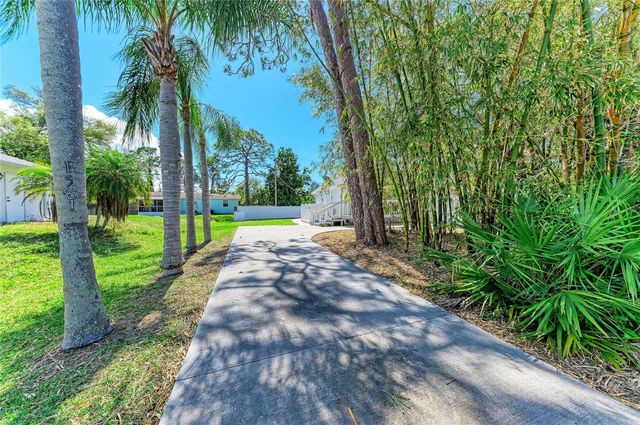 1581 ROYAL ROAD, Venice, FL 34293