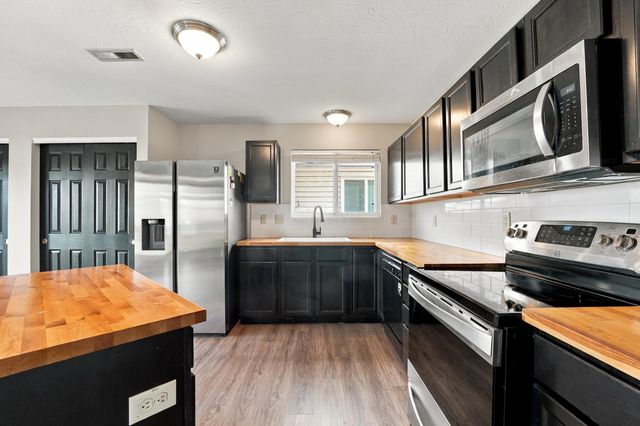 354 Kear Street, Lockbourne, OH 43137