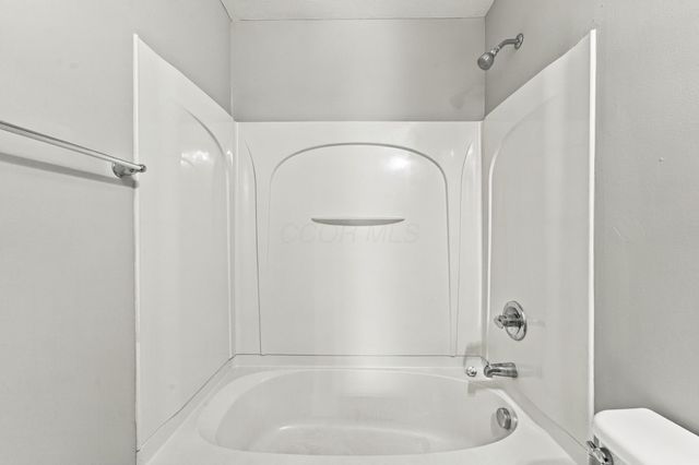 354 Kear Street, Lockbourne, OH 43137
