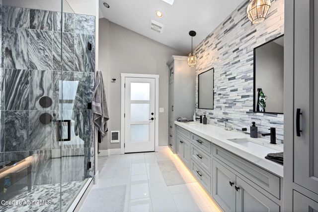 715 N Government Way, Coeur D'alene, ID 83814