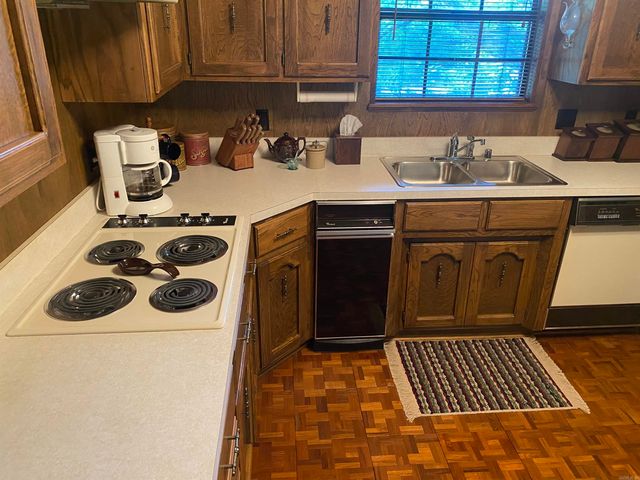 2315 Lakeshore Dr Unit J4, Hot Springs, AR 71913