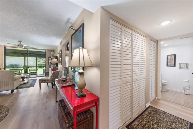 1316 PASADENA AVENUE S 104, South Pasadena, FL 33707