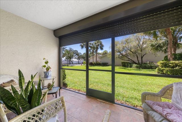 1316 PASADENA AVENUE S 104, South Pasadena, FL 33707