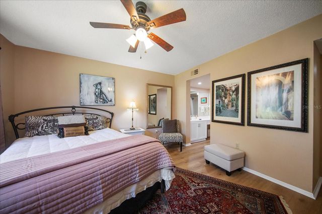 1316 PASADENA AVENUE S 104, South Pasadena, FL 33707