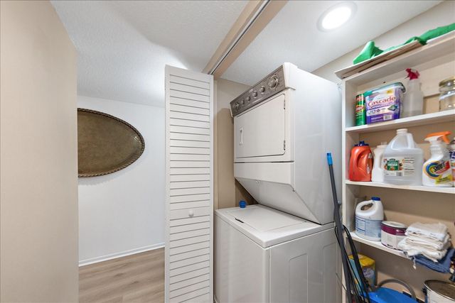 1316 PASADENA AVENUE S 104, South Pasadena, FL 33707