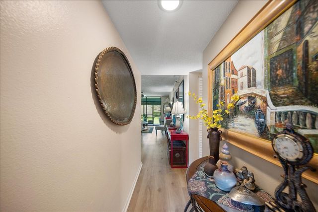 1316 PASADENA AVENUE S 104, South Pasadena, FL 33707