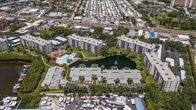 1316 PASADENA AVENUE S 104, South Pasadena, FL 33707