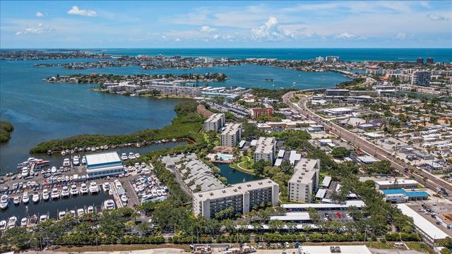 1316 PASADENA AVENUE S 104, South Pasadena, FL 33707