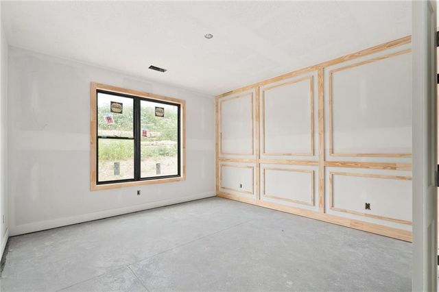 17806 W 96th Street, Lenexa, KS 66219