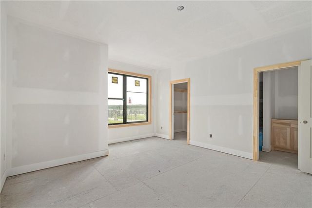 17806 W 96th Street, Lenexa, KS 66219