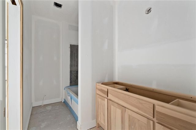 17806 W 96th Street, Lenexa, KS 66219