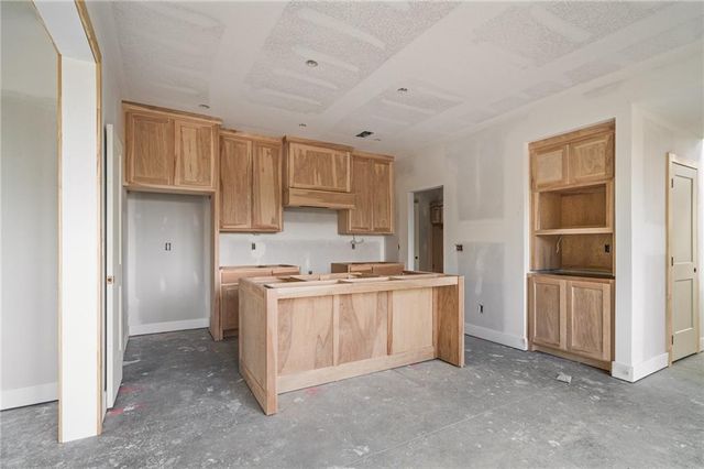 17806 W 96th Street, Lenexa, KS 66219