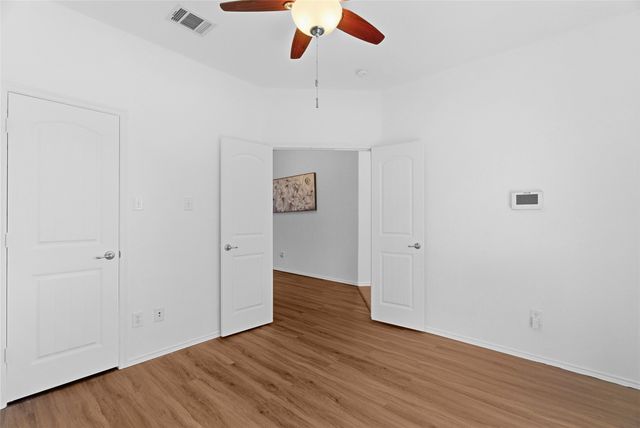 9700 Mulligan Drive, Mckinney, TX 75072