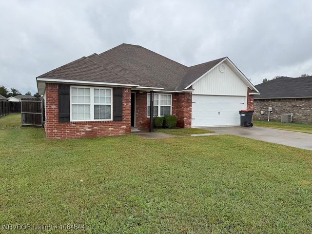 1322 Riley Circle, Alma, AR 72921