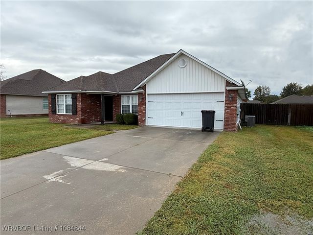1322 Riley Circle, Alma, AR 72921