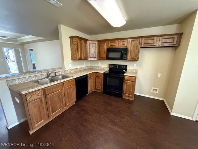 1322 Riley Circle, Alma, AR 72921