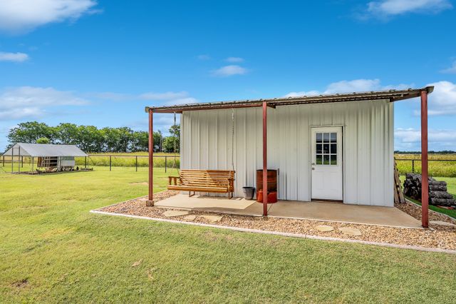 12305 Metz Road, Sanger, TX 76266