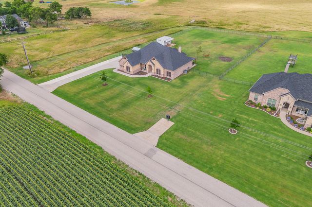 12305 Metz Road, Sanger, TX 76266