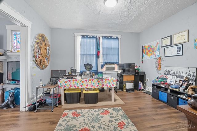 4614 Midland Avenue, Cincinnati, OH 45205