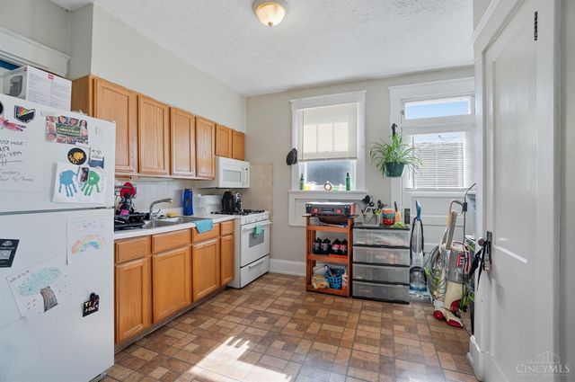 4614 Midland Avenue, Cincinnati, OH 45205