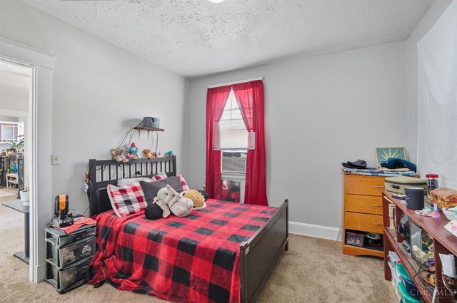 4614 Midland Avenue, Cincinnati, OH 45205