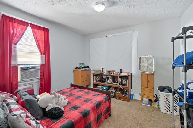 4614 Midland Avenue, Cincinnati, OH 45205