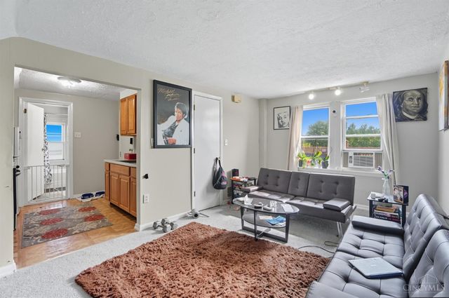 4614 Midland Avenue, Cincinnati, OH 45205