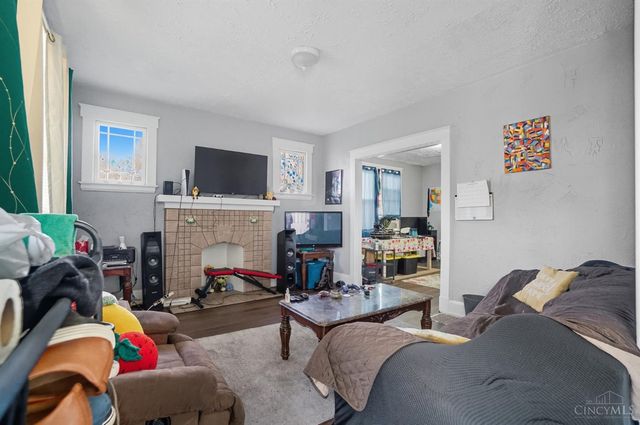 4614 Midland Avenue, Cincinnati, OH 45205