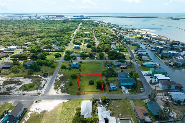 604 Woodhaven, Ingleside, TX 78362