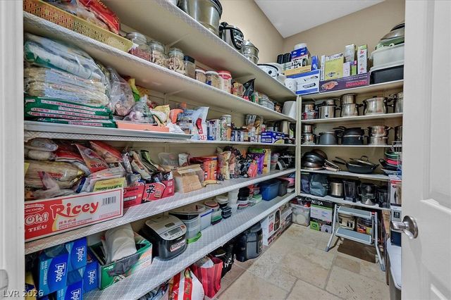 6345 Villa Di Firenze Court, Las Vegas, NV 89118