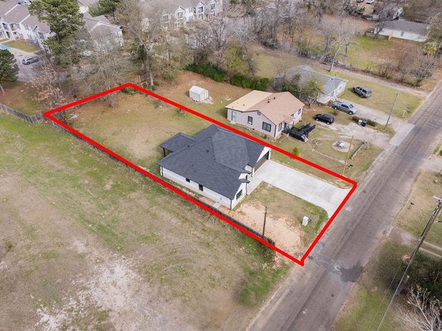 115 Vesta St, Longview, TX 75602