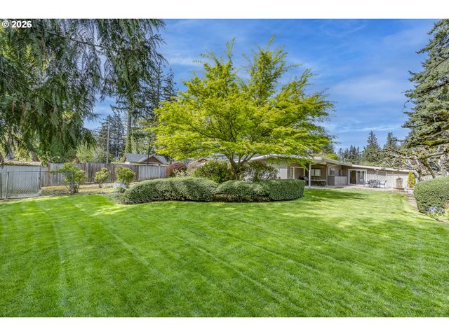 38 Kingsbury, Eugene, OR 97404