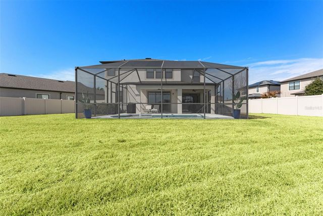 19484 BLOSSOM VINE LANE, Lutz, FL 33558