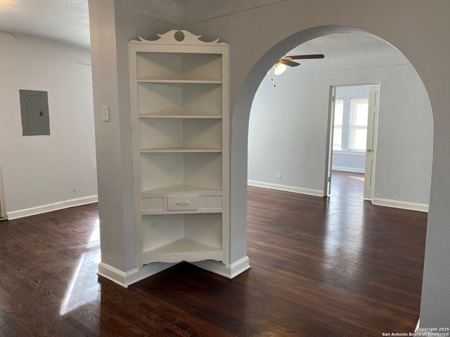 152 Harrigan Ct Apt 2, San Antonio, TX 78209