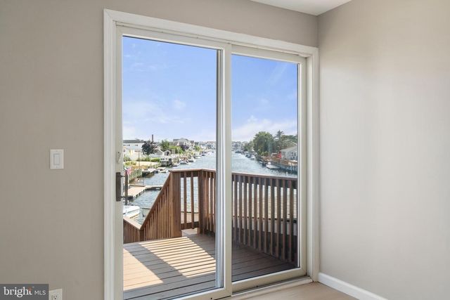 7 W SAIL DR, Little Egg Harbor Twp, NJ 08087