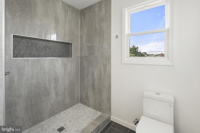 7 W SAIL DR, Little Egg Harbor Twp, NJ 08087