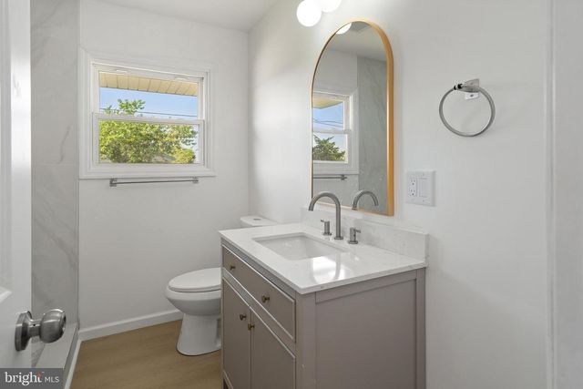 7 W SAIL DR, Little Egg Harbor Twp, NJ 08087