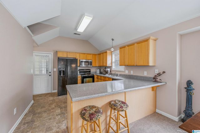 257 VILLAGE DRIVE, Calera, AL 35040