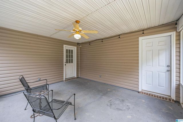 257 VILLAGE DRIVE, Calera, AL 35040